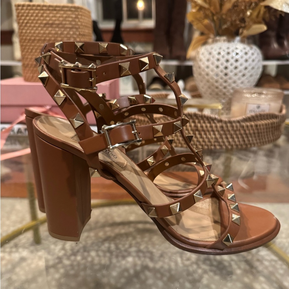 Valentino Garavani 90mm Rockstud Caged T-Strap Leather Sandals Brown 8.5 - Picture 11 of 16